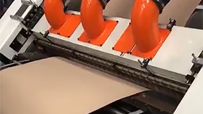 ماكينة تشكيل طبقة مموجة للكرتون المضلع بوجه أحادي - نوع Fingerless